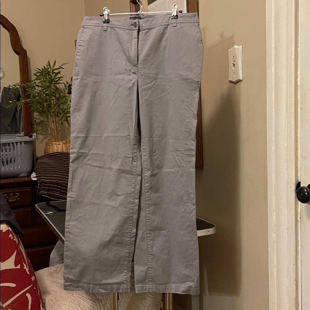 Chico's Additions Gray Pants 2 short